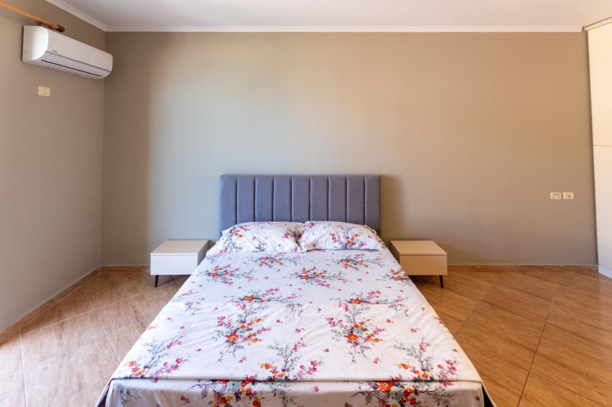 Two-bedroom Sea View