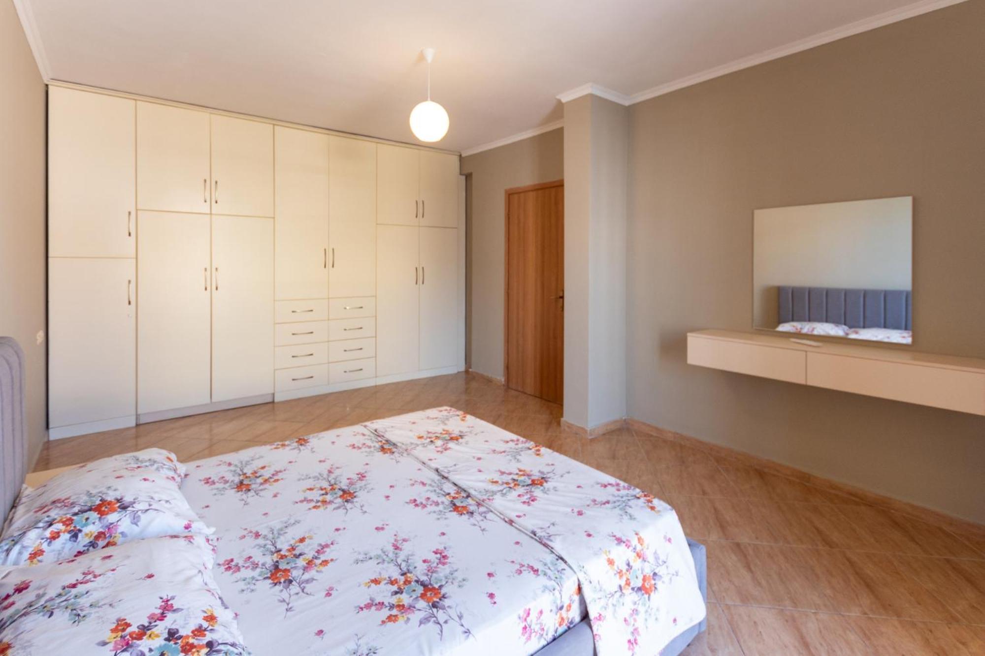 Two-bedroom Sea View *
